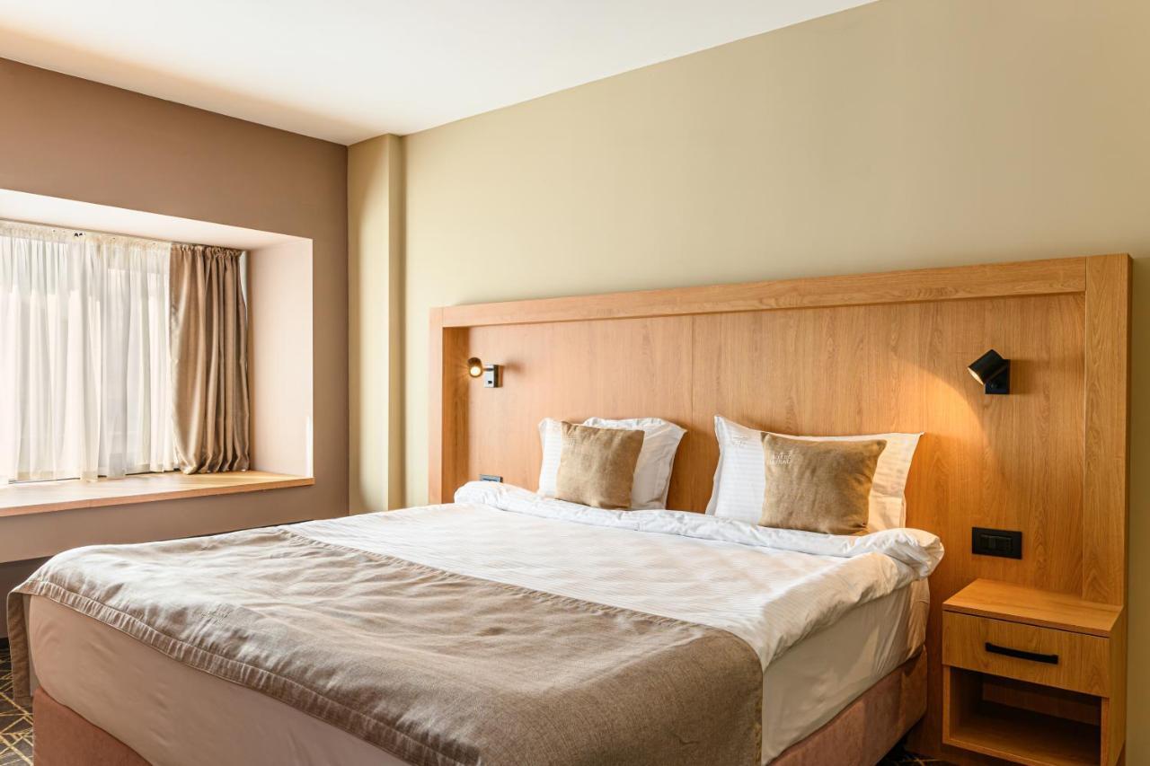 Hotel Central Pascani 외부 사진