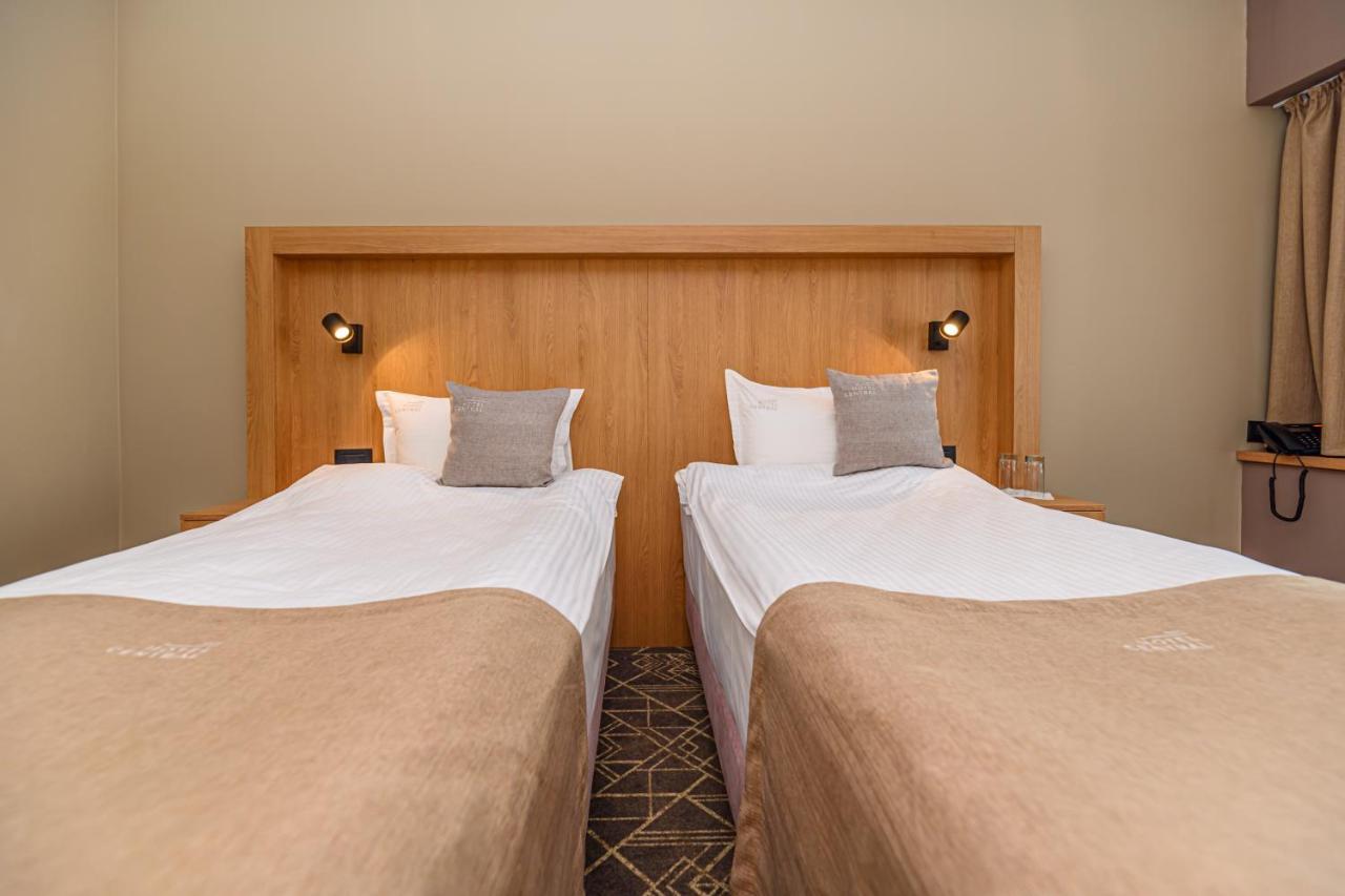 Hotel Central Pascani 외부 사진
