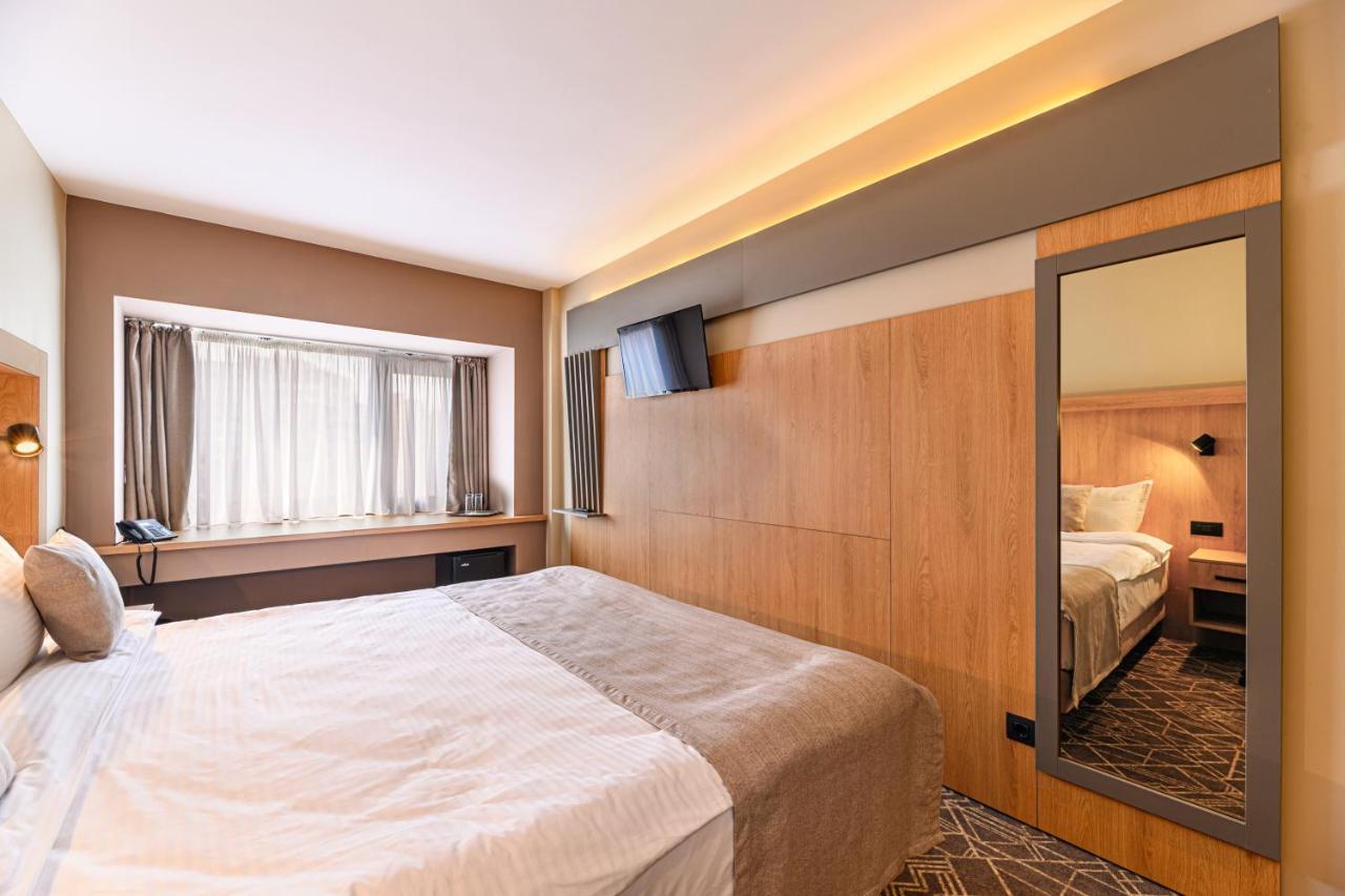 Hotel Central Pascani 외부 사진