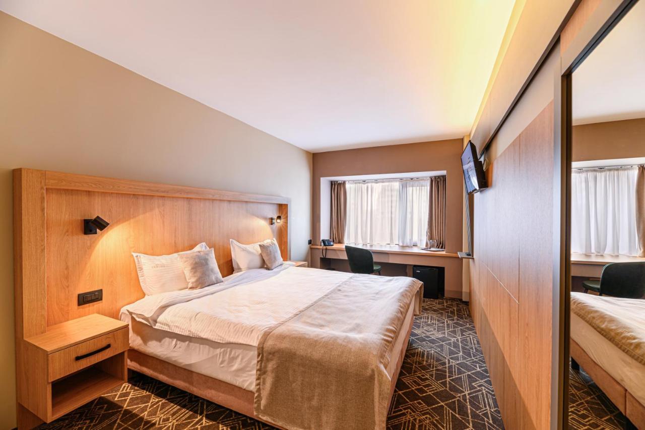 Hotel Central Pascani 외부 사진