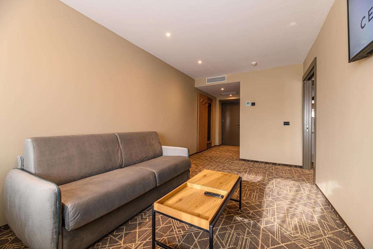 Hotel Central Pascani 외부 사진