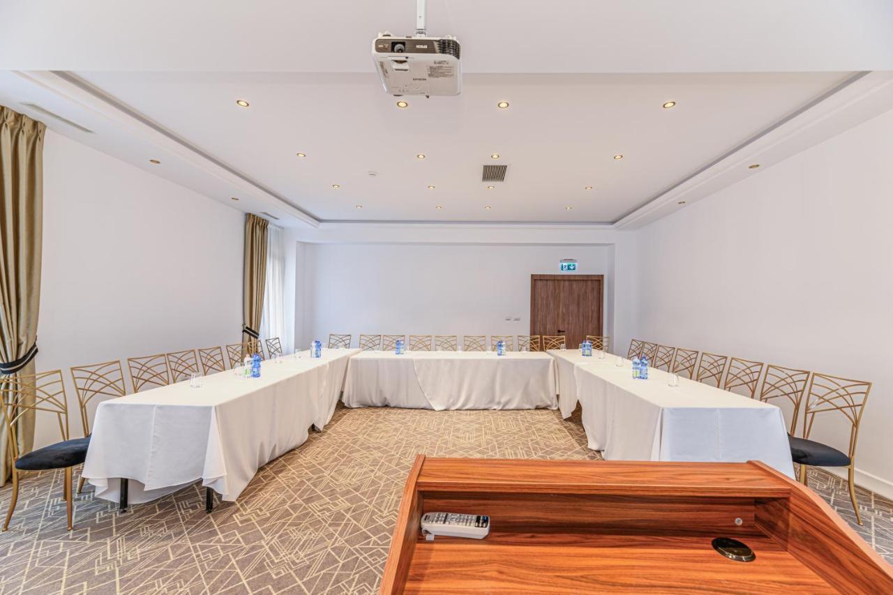 Hotel Central Pascani 외부 사진