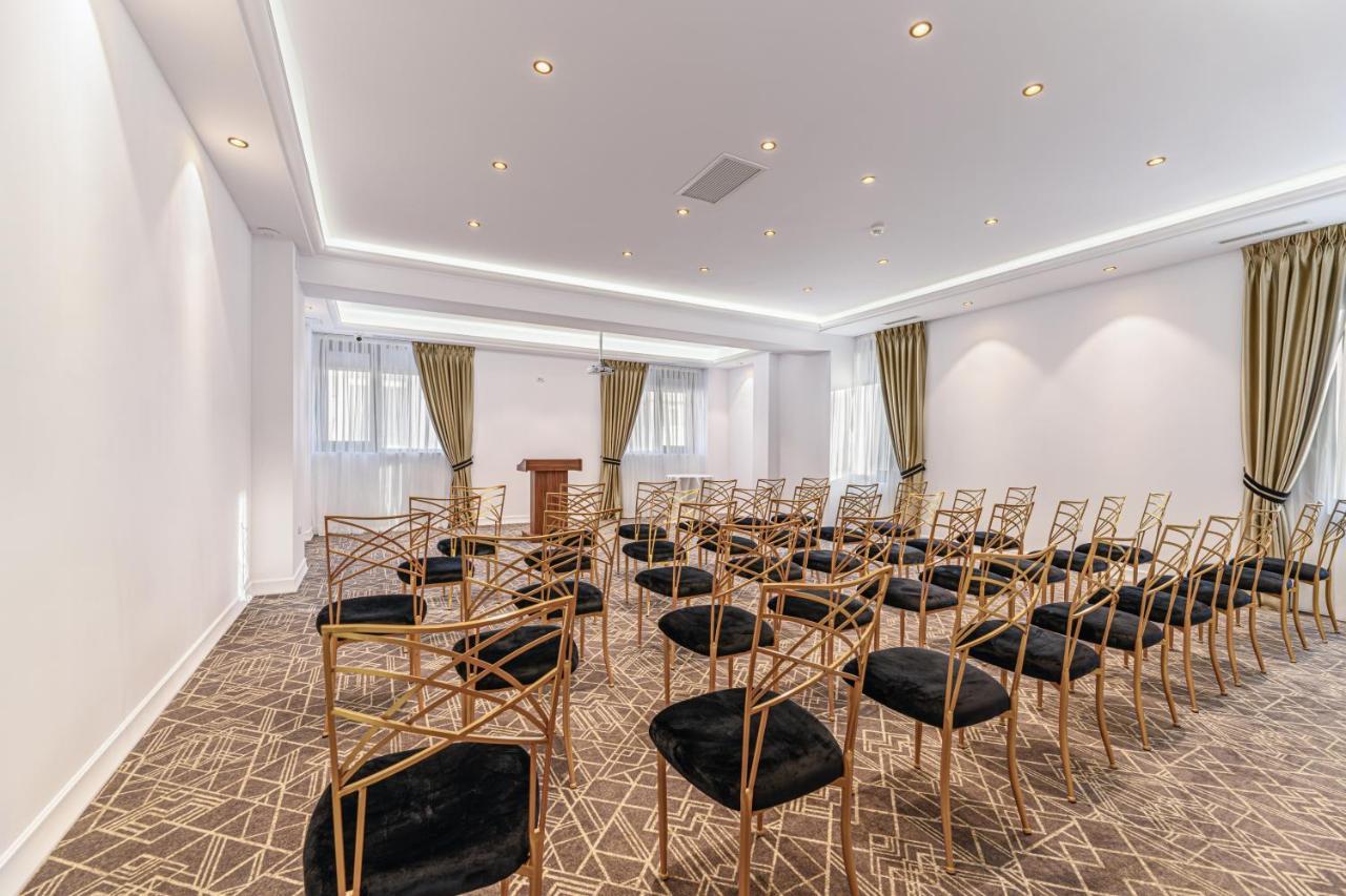 Hotel Central Pascani 외부 사진